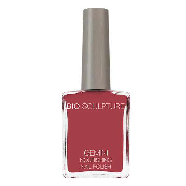 NO.15 WILD BERRY NAIL POLISH